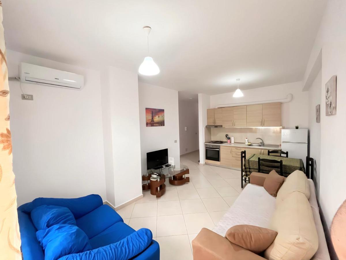 Gerald'S Central Apartments Vlora Kültér fotó