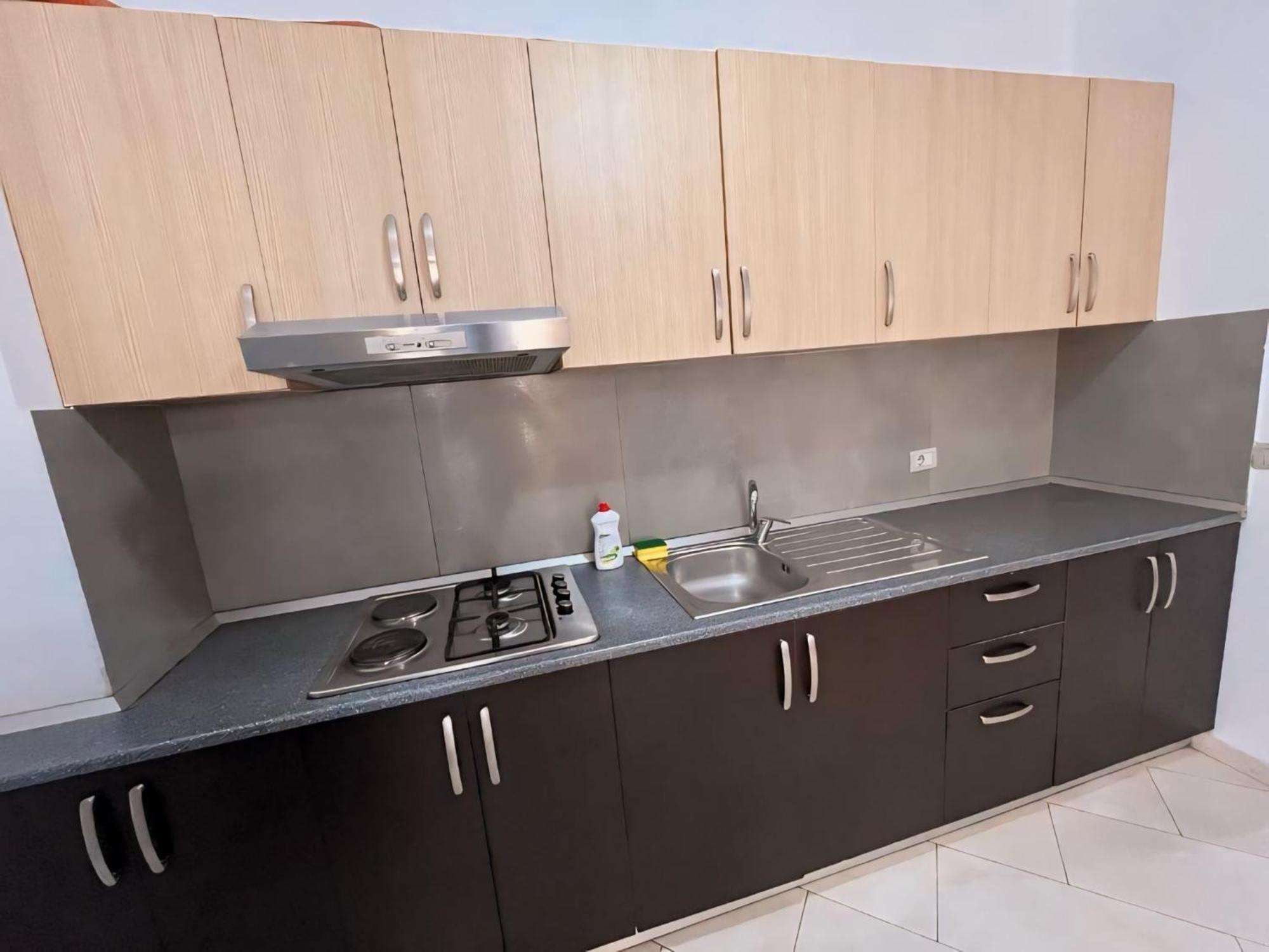 Gerald'S Central Apartments Vlora Kültér fotó