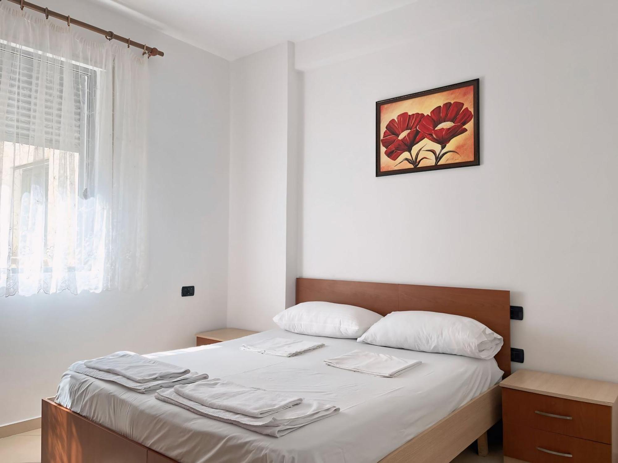 Gerald'S Central Apartments Vlora Kültér fotó